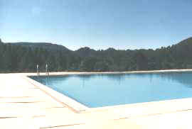 La piscine du Camping la Fort  St Jean du Gard.