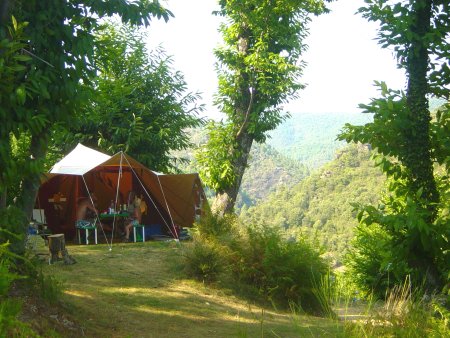 Vue sur la vall�e